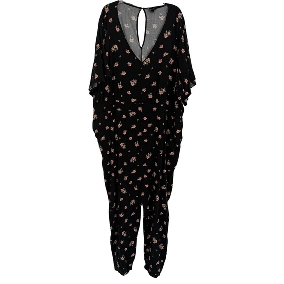 Torrid Black Floral Size 6X Wide Leg Challis Jumpsuit Keyhole Back women’s - Picture 3 of 9